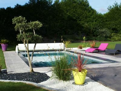 Piscine Noirmoutier escalier intérieur de 4 marches avec banquette